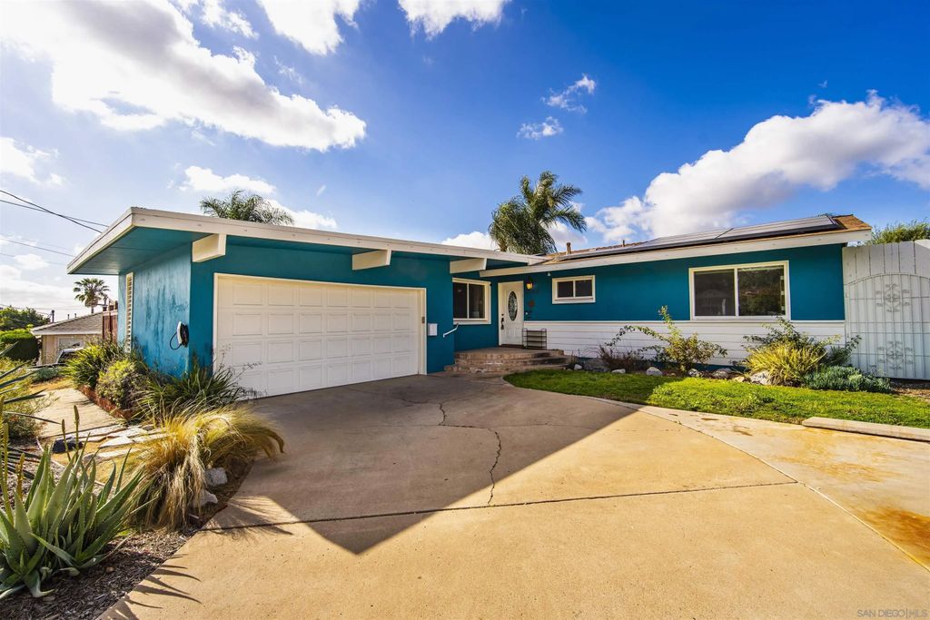 Photo of 7126 Galewood St, San Diego, CA 92120 (MLS # 260008307)