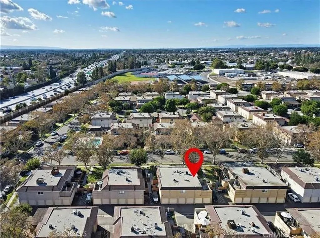 16902 Chaparral