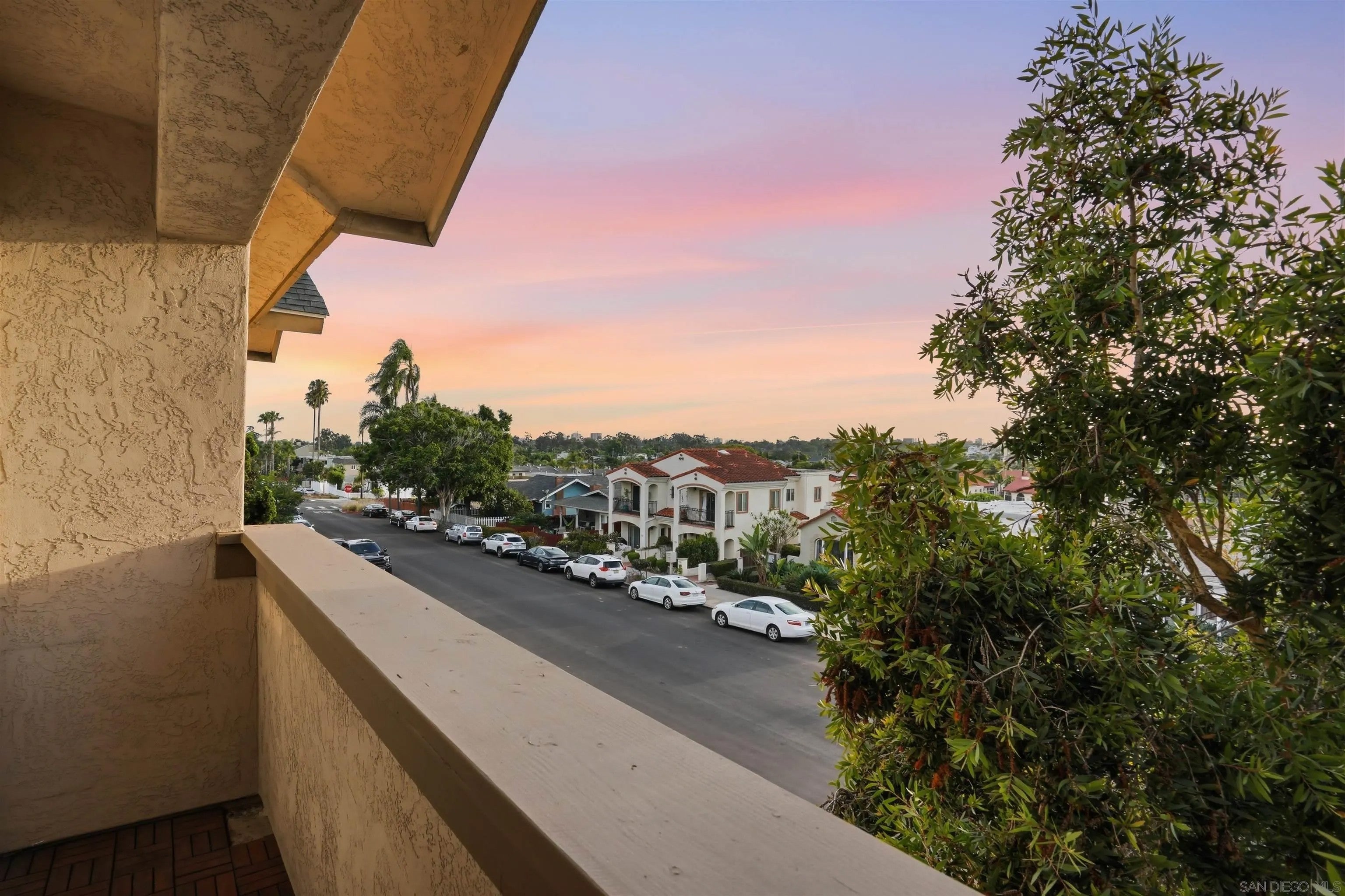 3745 Villa Terrace 7