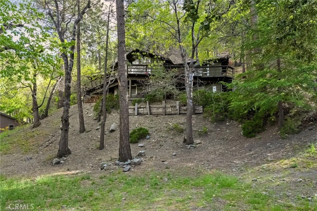 1159 Twin Lakes Drive