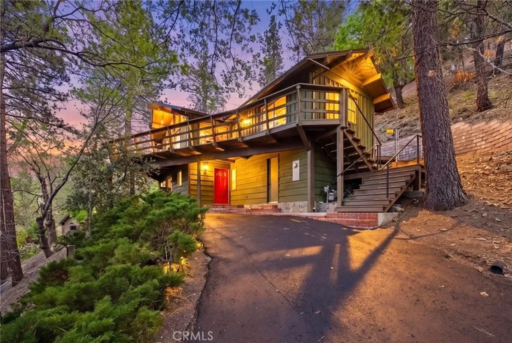 1159 Twin Lakes Drive