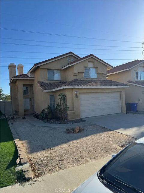 Photo of 15507 Coleen St, Fontana, CA 92337 (MLS # DW25253184)