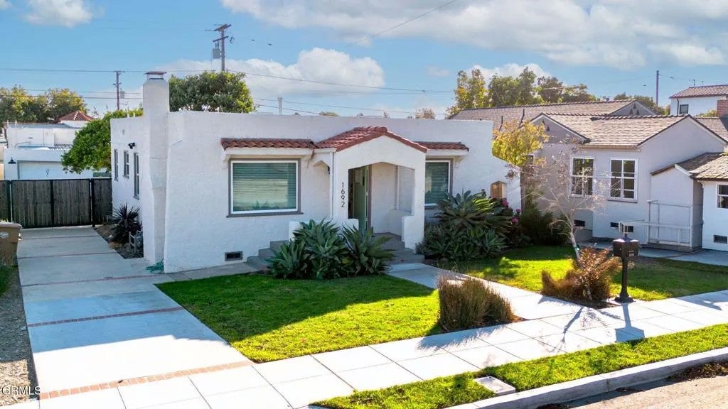 1692 Santa Ynez Street