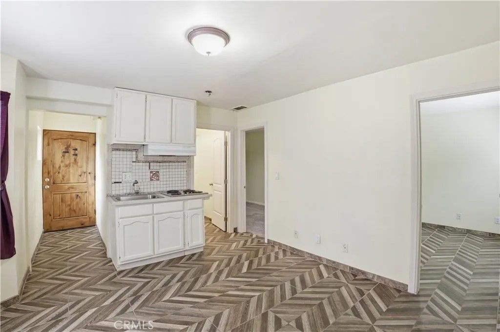 Photo of 1581 Chanticleer Rd #B, Anaheim, CA 92802 (MLS # HD26037649)