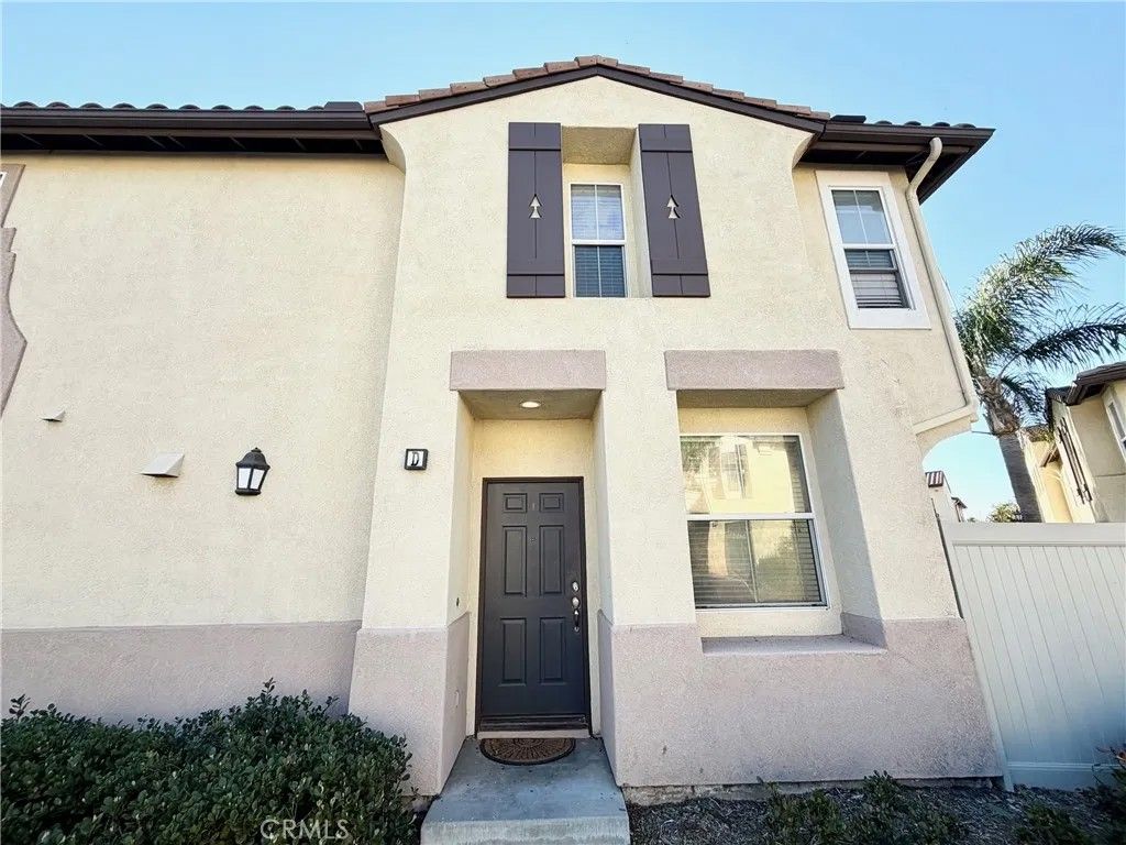 Photo of 39271 Flamingo Bay Ln #D, Murrieta, CA 92563 (MLS # SW26026878)