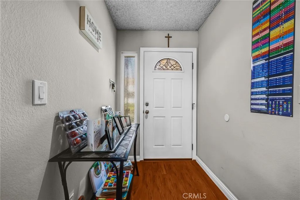 2035 E Blackwood