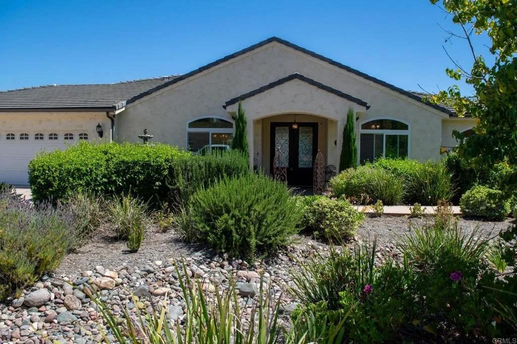 Photo of 2521 Ralls Street, Fallbrook, CA 92028 (MLS # NDP2604890)
