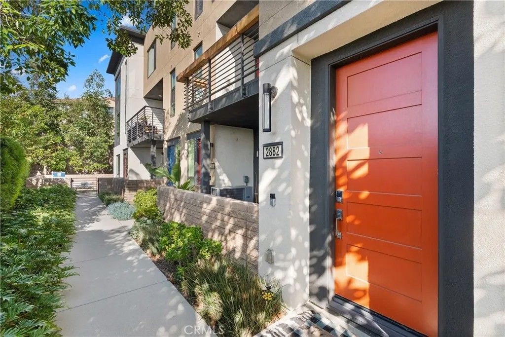 Photo of 2882 N Glassell St, Orange, CA 92865 (MLS # PV25269619)