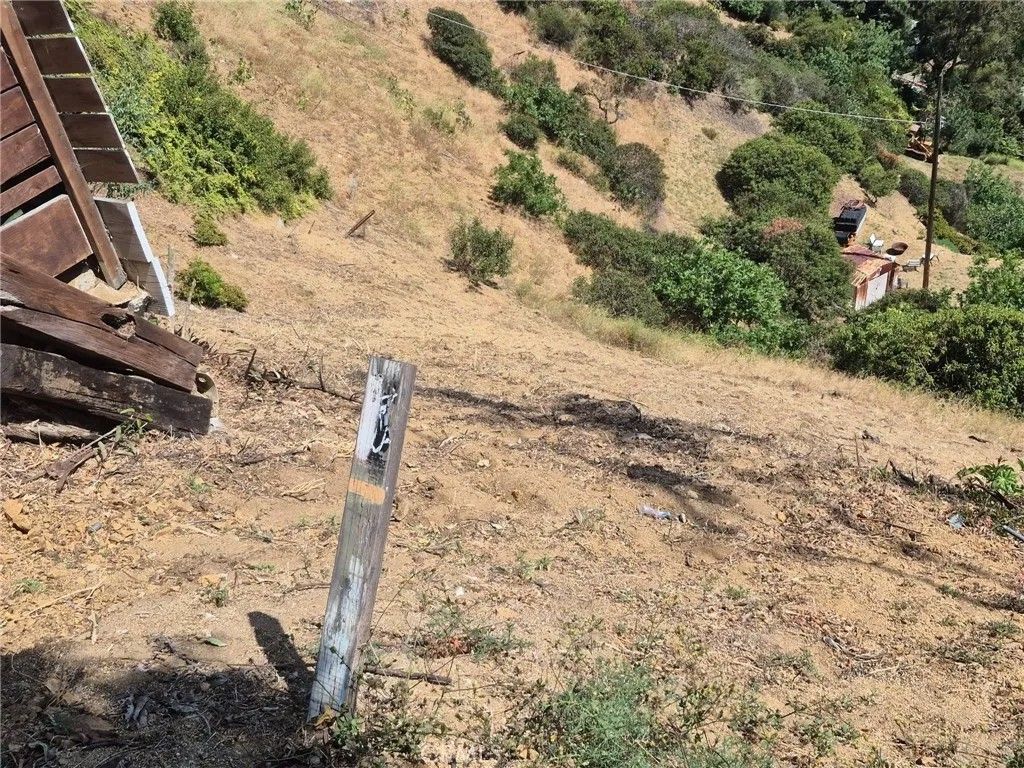 Photo of 0 Davies Way, Los Angeles, CA 90046 (MLS # SR26089187)