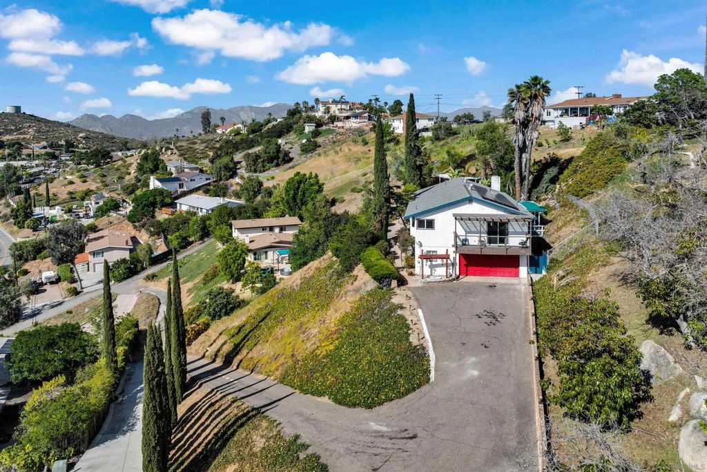 Photo of 12673 Jackson Hill Dr, El Cajon, CA 92021 (MLS # 250044307)