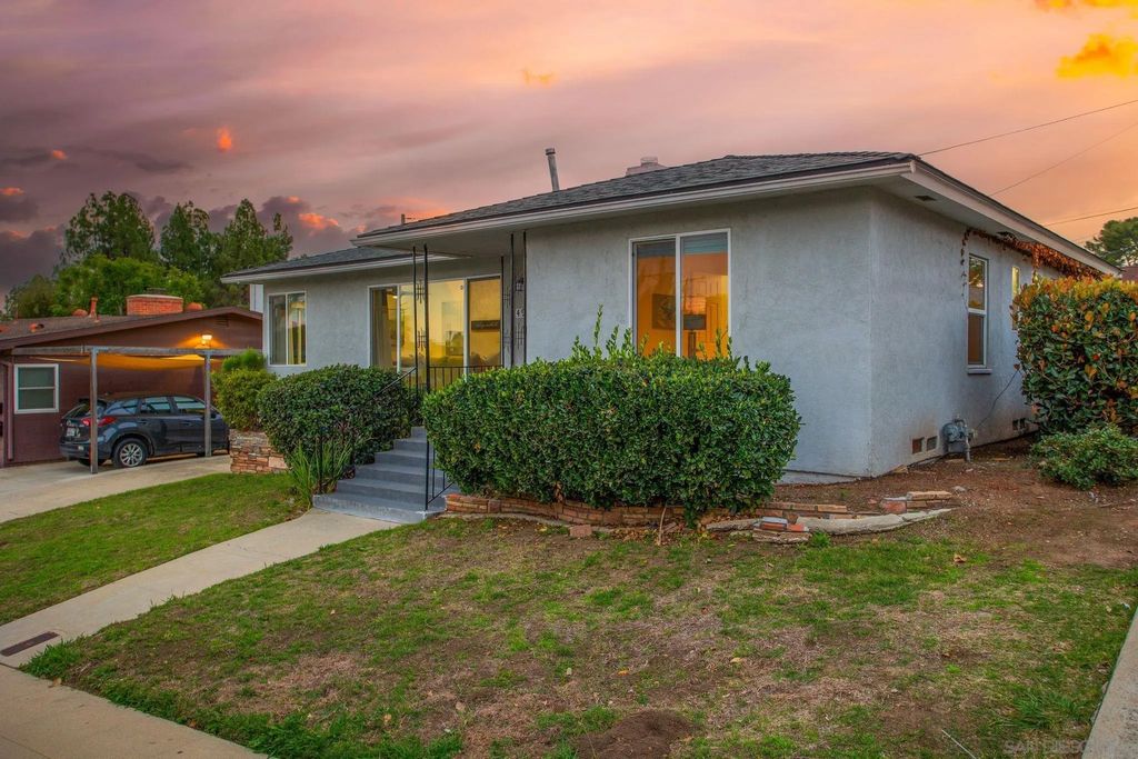 Photo of 4920 Rockford Dr, San Diego, CA 92115 (MLS # 250045226)