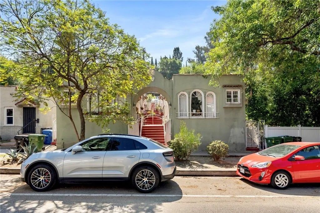 Photo of 15361538 Silver Lake, Los Angeles, CA 90026 (MLS # AR26103838)