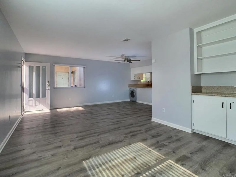 808 jamaica CT