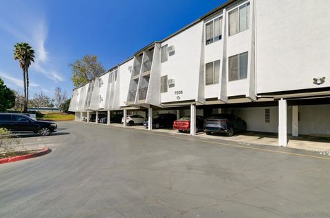 7508 Parkway Dr 102 La Mesa CA 91942