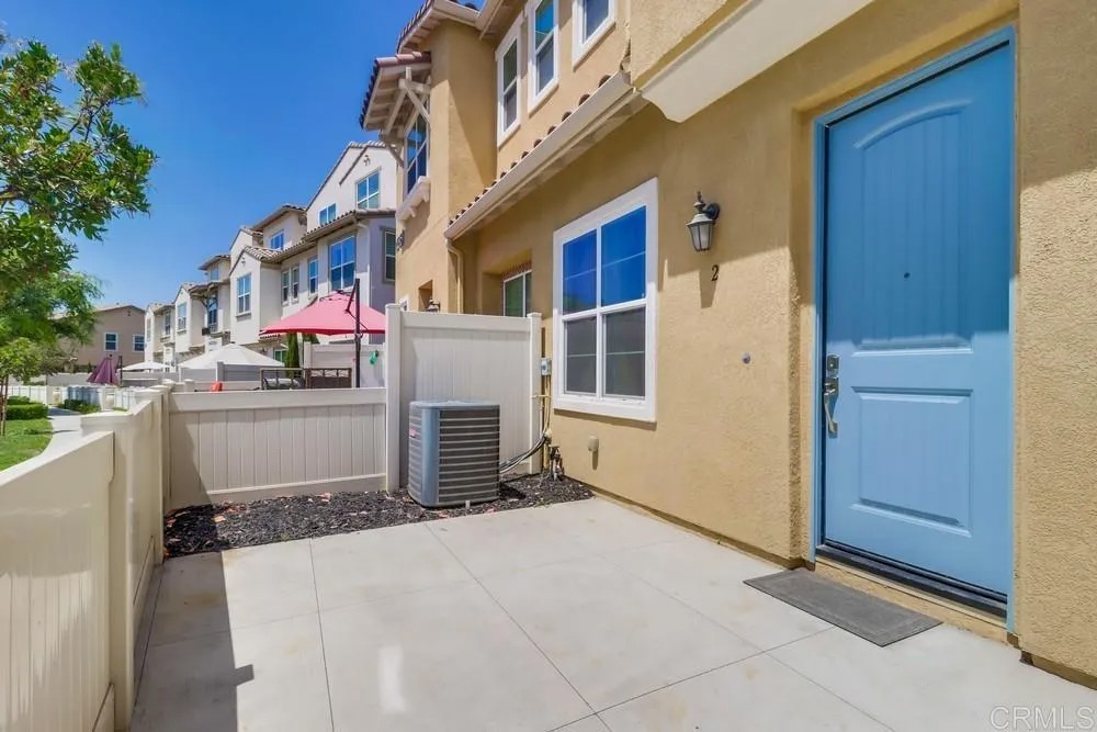 1560 Santa Carolina Rd 2