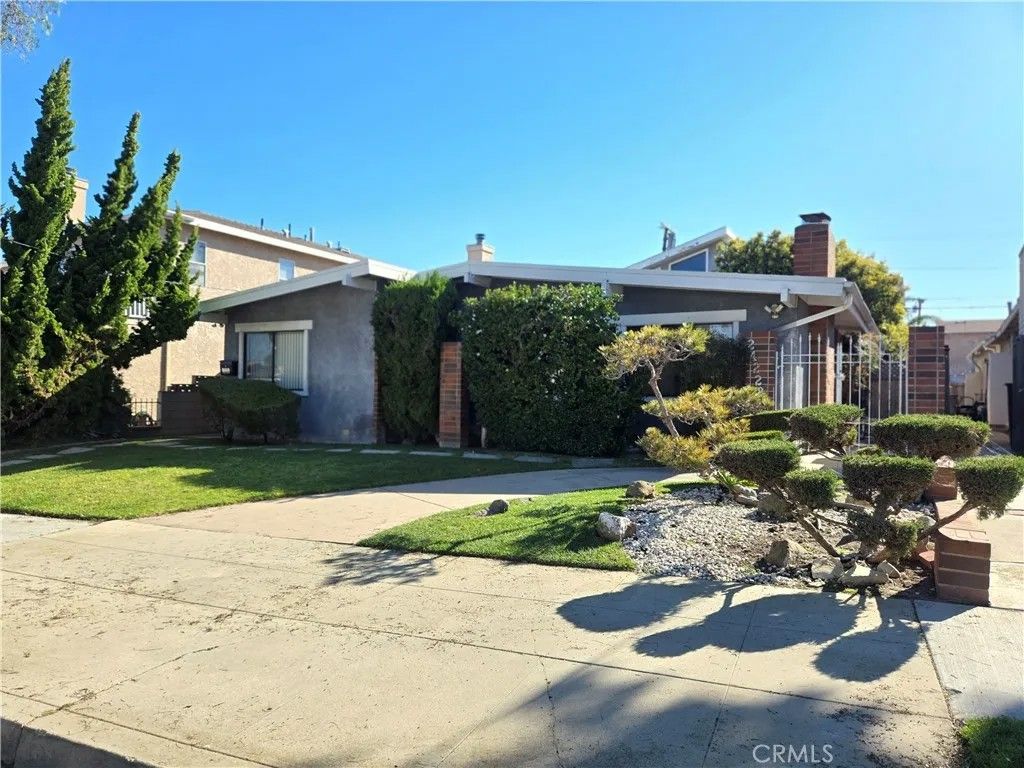 Photo of 24228 Ward St, Torrance, CA 90505 (MLS # PW26052093)