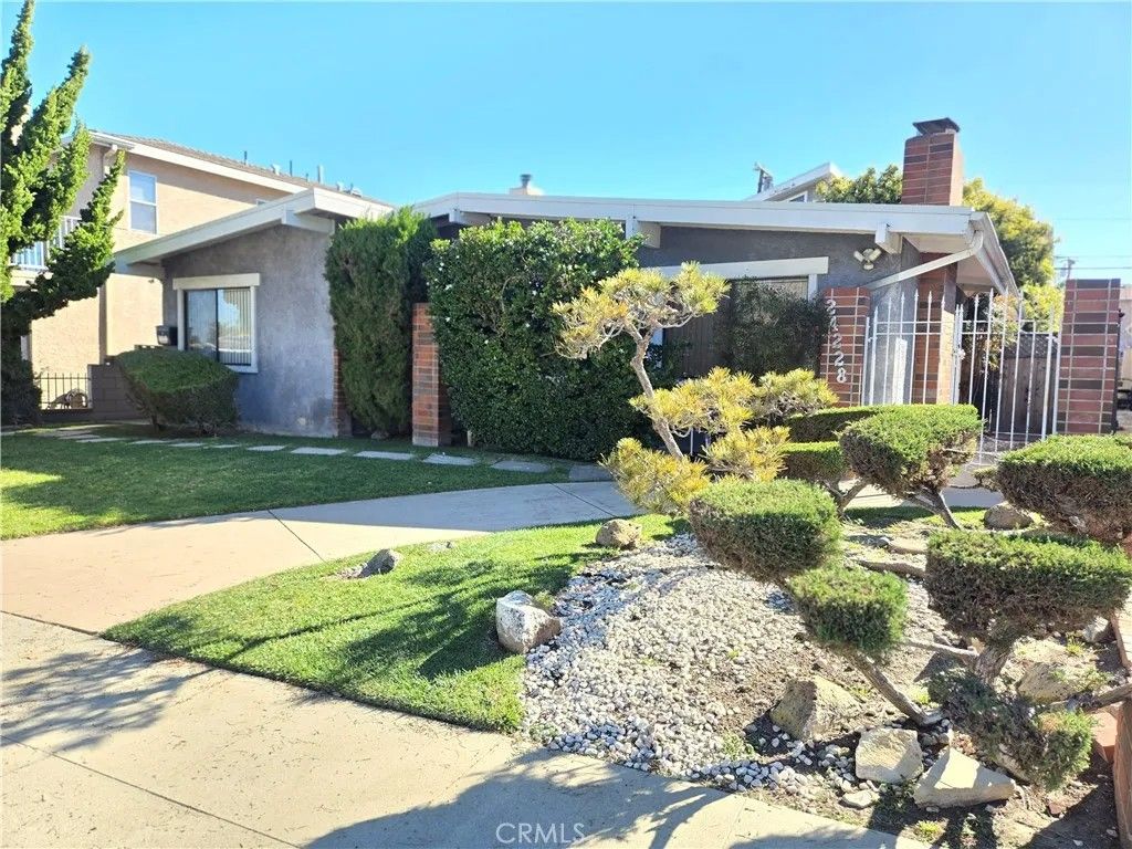 Photo of 24228 Ward St, Torrance, CA 90505 (MLS # PW26052093)