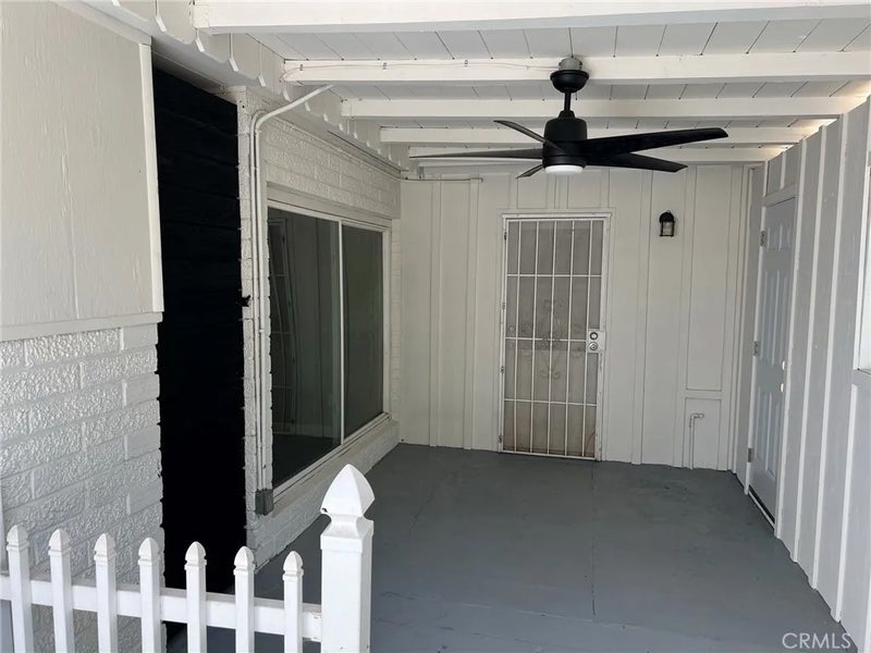 2201 S Towne