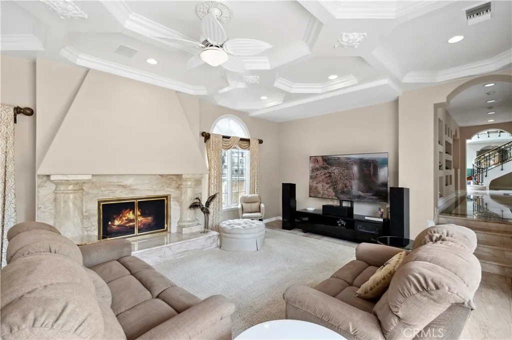842 Harbor Island Drive