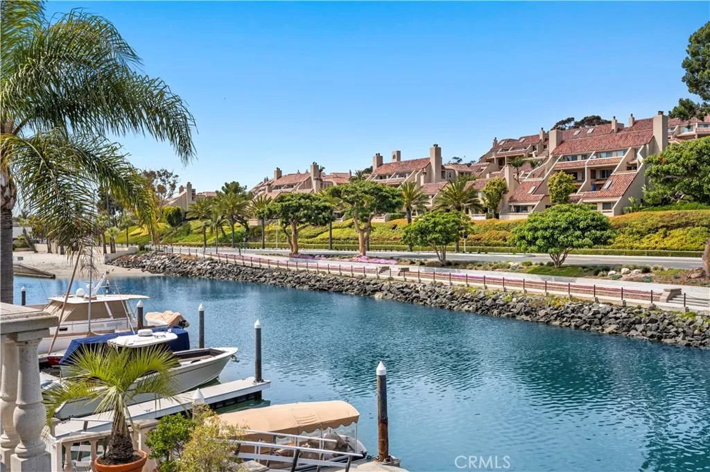 842 Harbor Island Drive