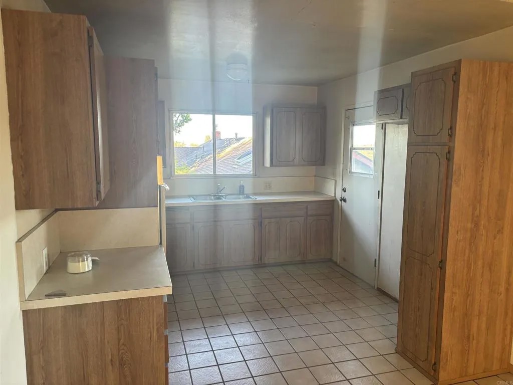 10050 Cristobal Drive