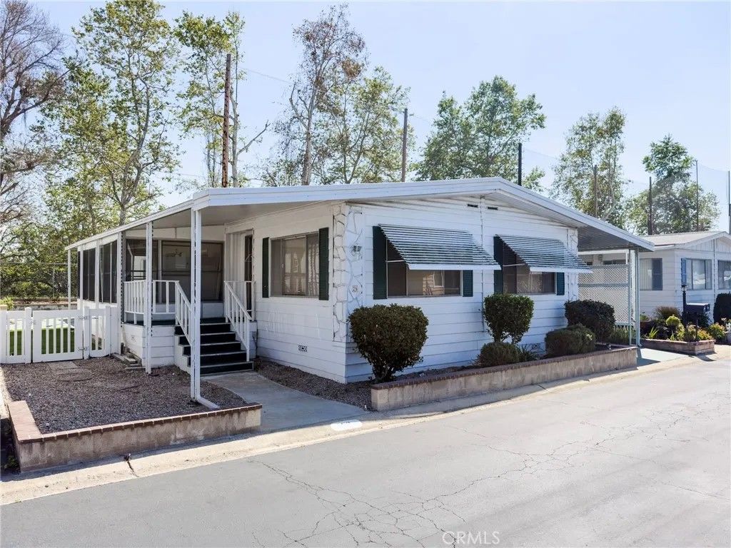 Photo of 24921 Muirlands Boulevard #28, Lake Forest, CA 92630 (MLS # PW26050648)