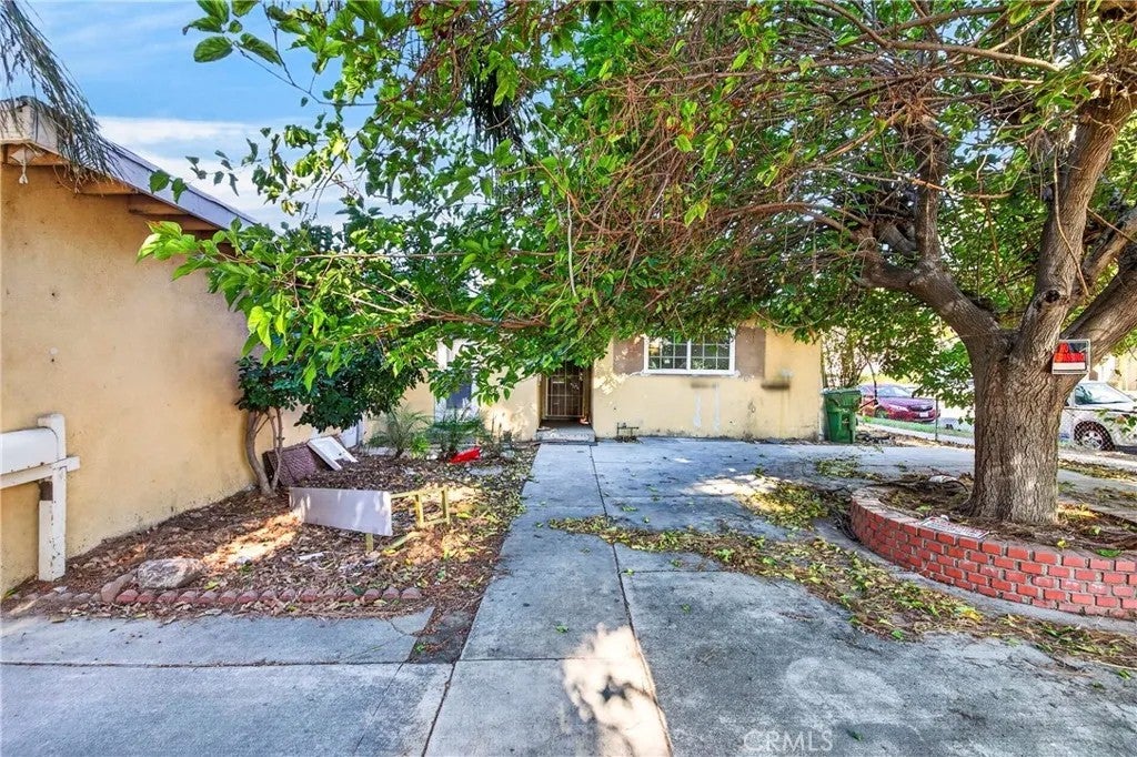 14901 Oswald Street