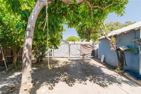 Tiny photo for 3650 7th Avenue, Los Angeles, CA 90018 (MLS # PW26128989)