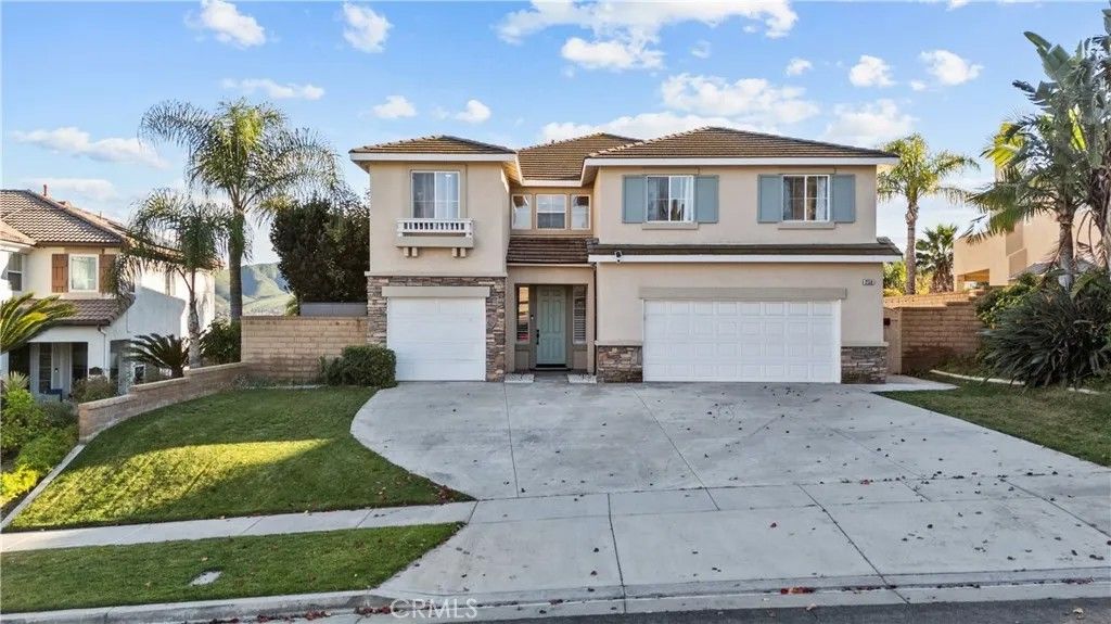 Photo of 2156 Blazing St, Corona, CA 92879 (MLS # CV26005797)