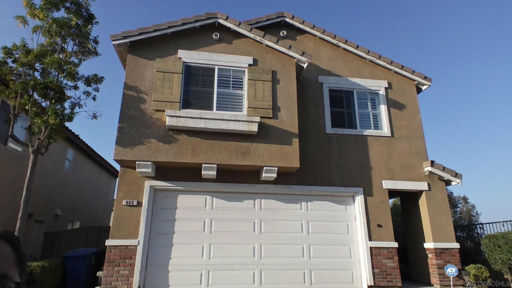 Photo of 843 Caminito Las Olas, Chula Vista, CA 91911 (MLS # 250045759)