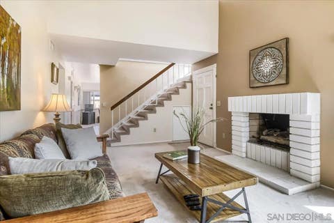 Photo of 10706 Esmeraldas Dr, San Diego, CA 92124 (MLS # 260010339)