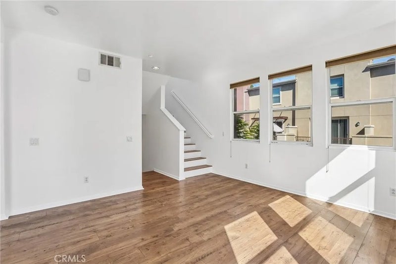 500 N Willowbrook K-8