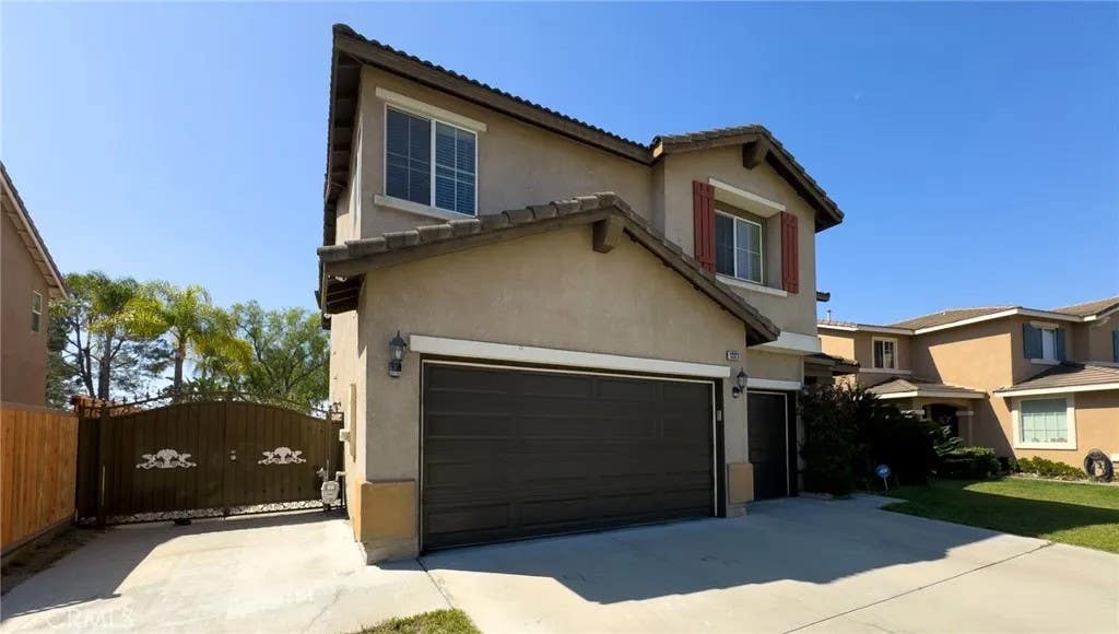 Photo of 12323 Mesa Grove, Riverside, CA 92503 (MLS # IG26102039)