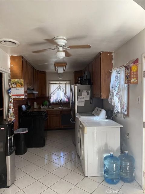 Tiny photo for 9387 Kaiser Ave, Fontana, CA 92335 (MLS # PW25238184)