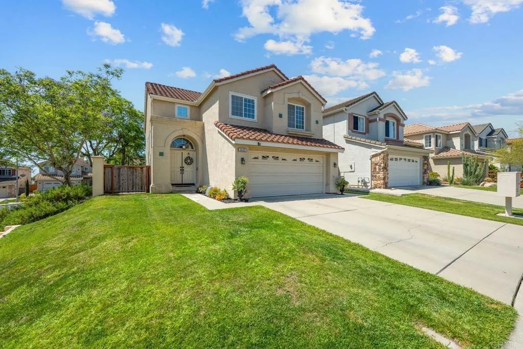 2435 Bear Rock