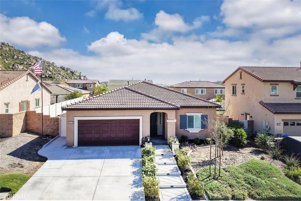 Photo of 30151 Meadow Oaks St, Menifee, CA 92585 (MLS # SW26049788)