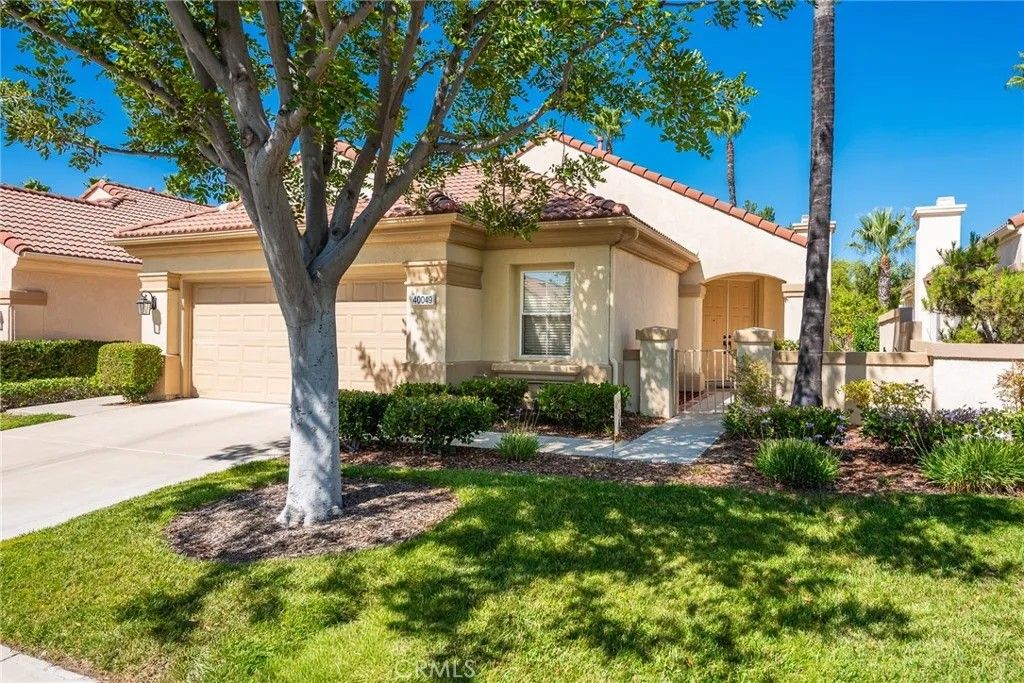 Photo of 40049 Corte Fortuna, Murrieta, CA 92562 (MLS # IV25231202)