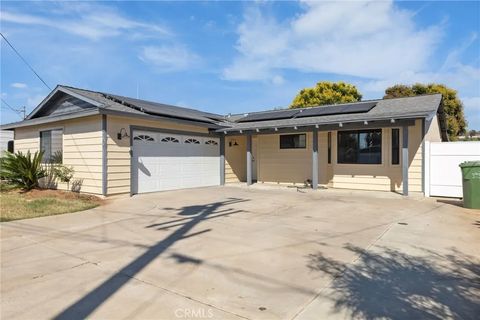 Tiny photo for 8737 Rhodes Court, Santee, CA 92071 (MLS # IV25232613)