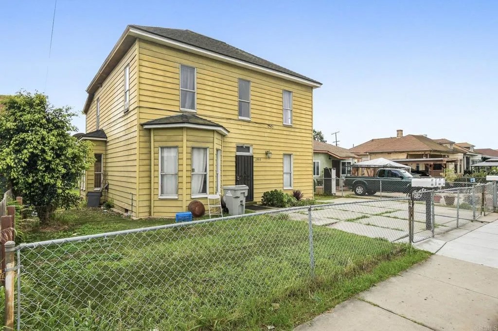 2949 Logan Avenue