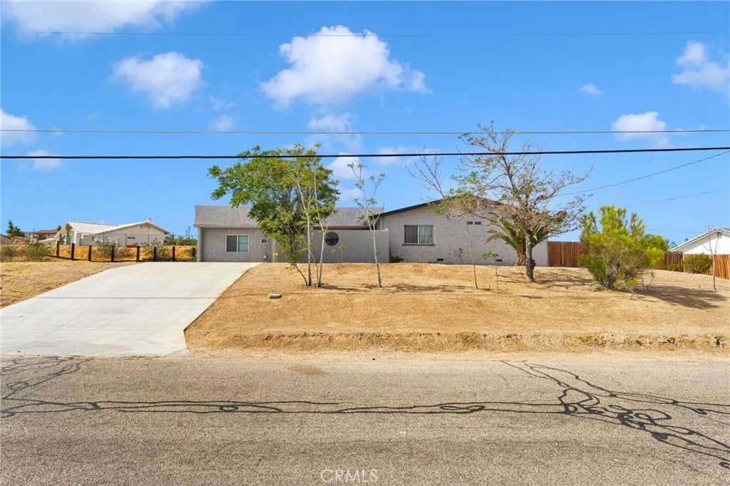 27763 Crestview