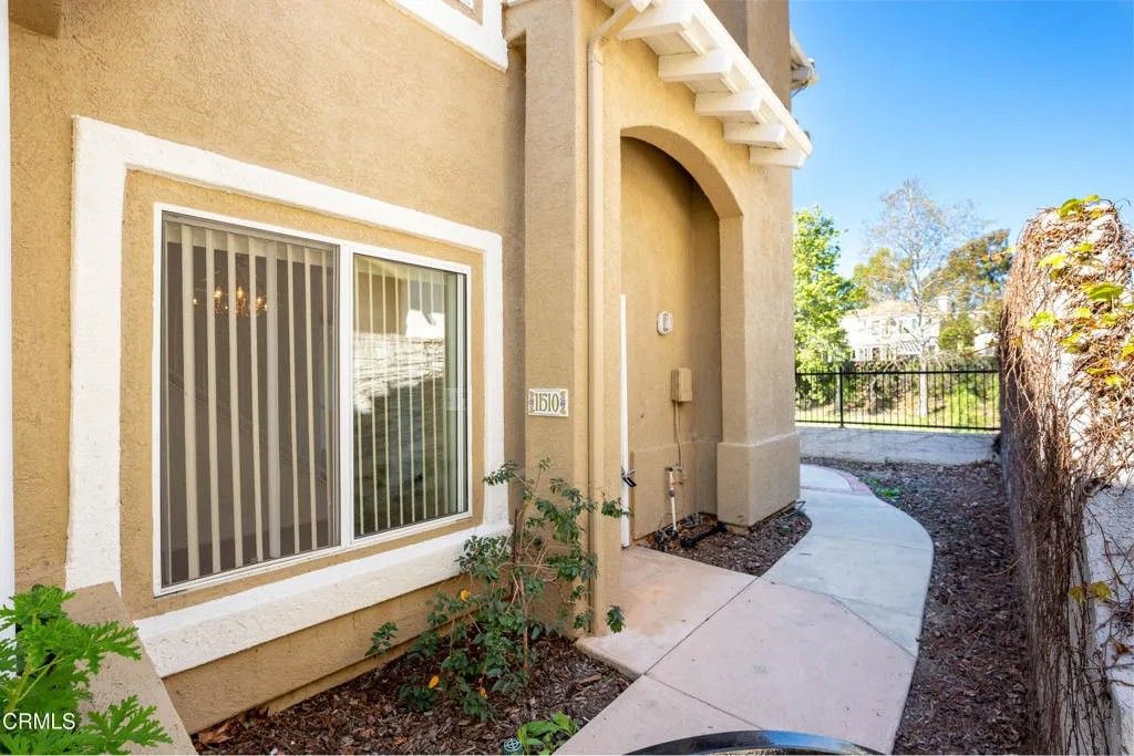 Photo of 11510 Countrycreek Court, Moorpark, CA 93021 (MLS # V1-34649)