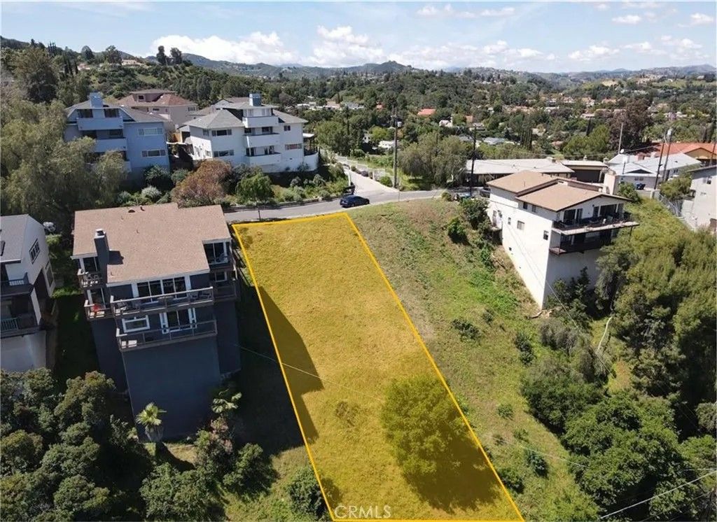 Photo of 0 Iglesia, Woodland Hills, CA 91364 (MLS # SR26162566)