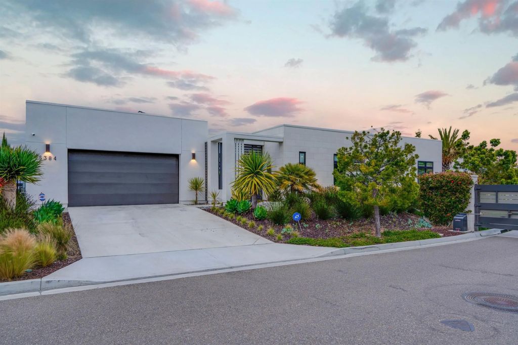 Photo of 5384 Aurora Summit Trl, San Diego, CA 92130 (MLS # 250041648)