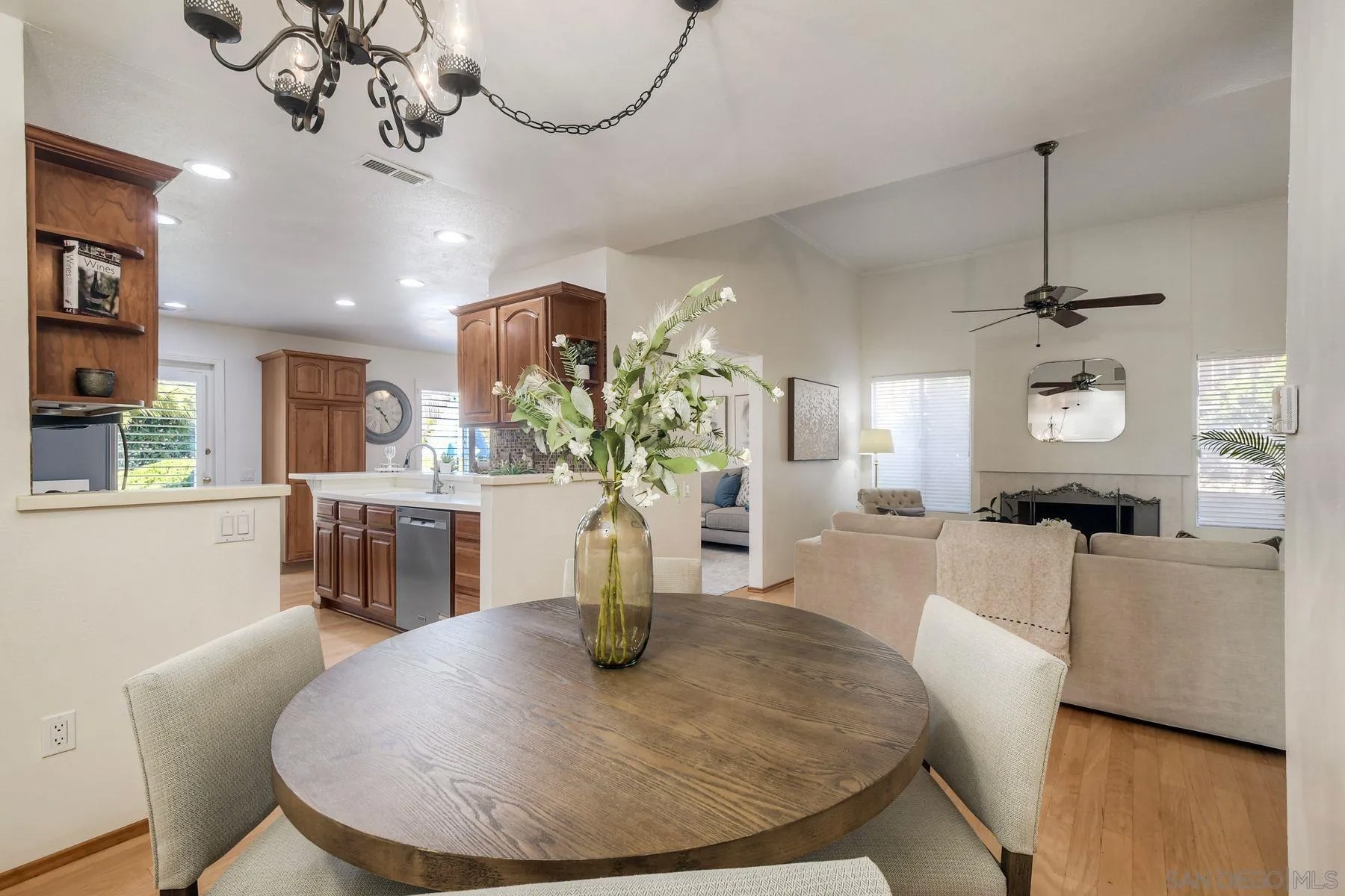 12960 Calle De Las Rosas