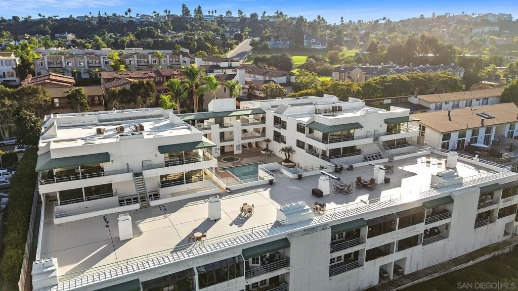 Photo of 2552 Navarra Dr #A, Carlsbad, CA 92009 (MLS # 250045018)