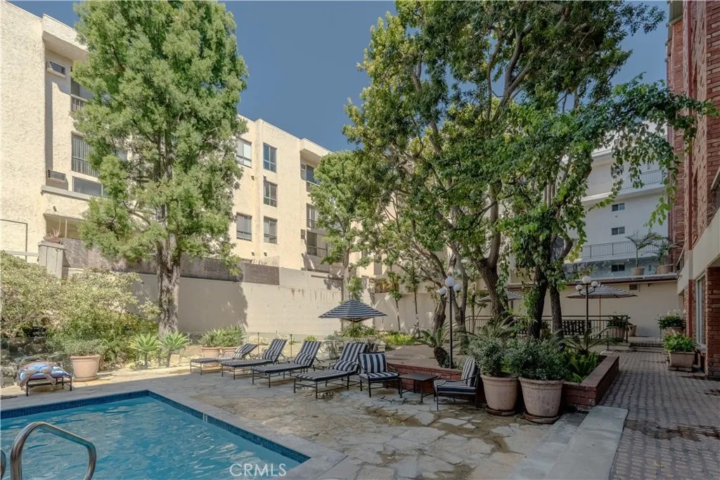 1440 Veteran Ave 258