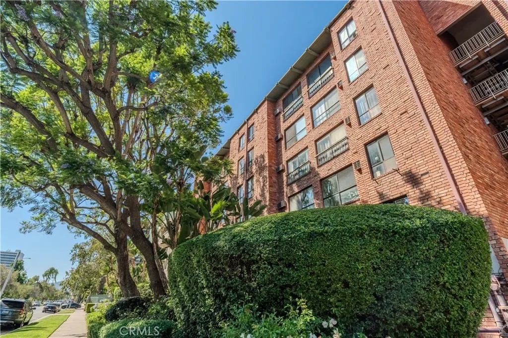 1440 Veteran Ave 258