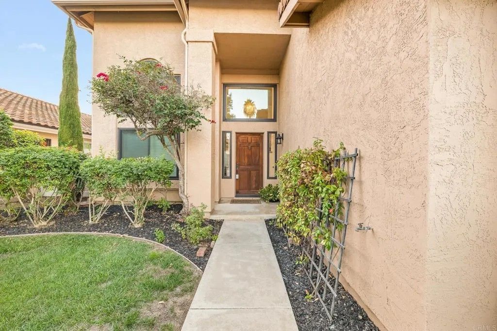 Photo of 1996 White Birch Drive, Vista, CA 92081 (MLS # NDP2510557)