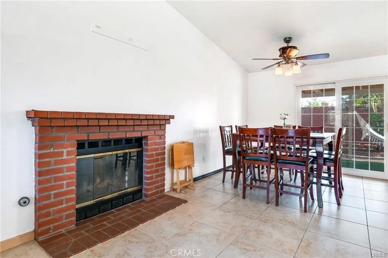 1057 W Carter