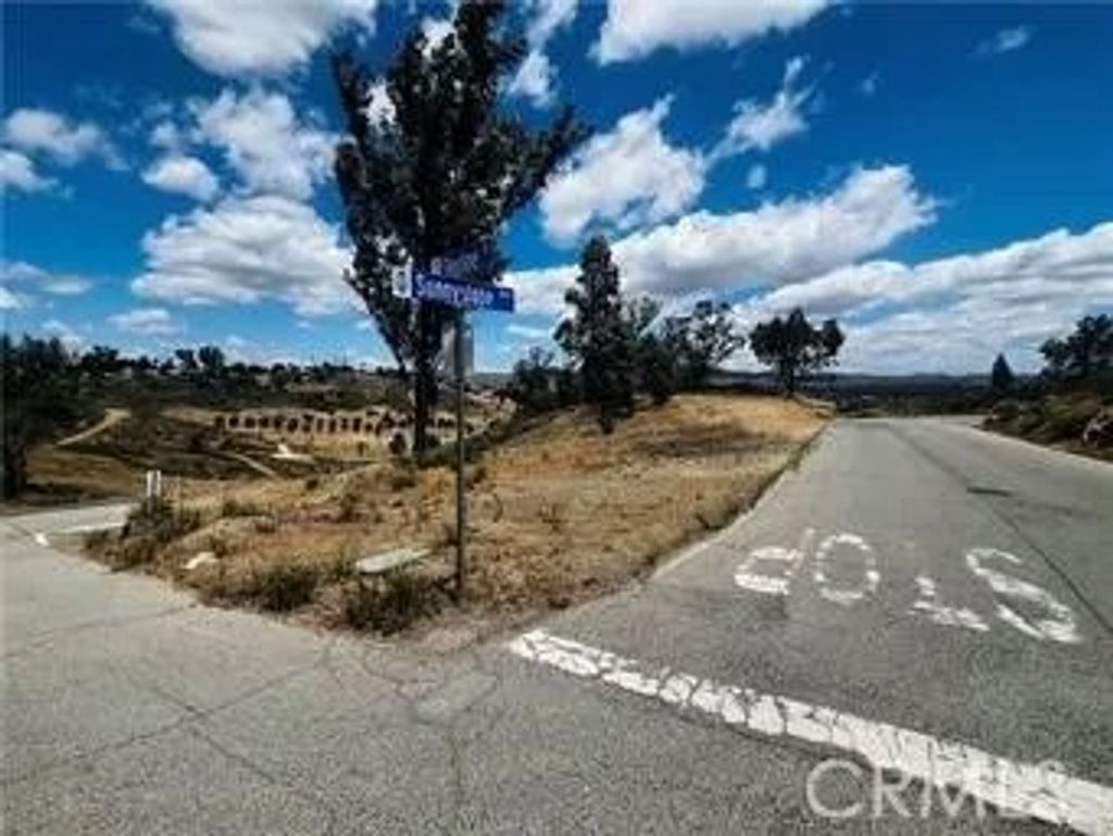 Photo of 0 Skyline Dr, Lake Elsinore, CA 92530 (MLS # IV26010425)